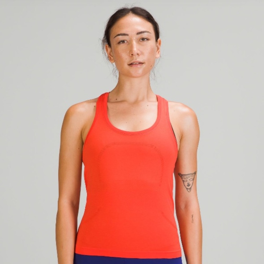 Lululemon Swiftly Tech Tee Size 8 Race Length